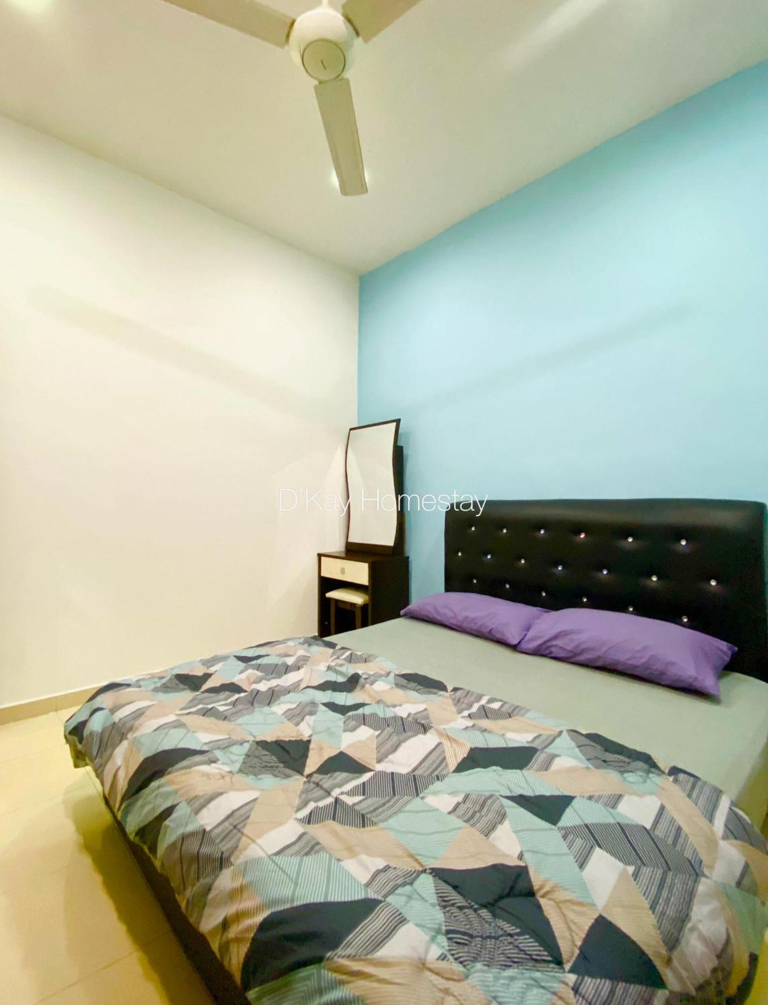 4 Bedrooms Homestay, Fully Aircond In Sendayan By D'Kay Homes I 10-15 Pax Seremban Exterior foto